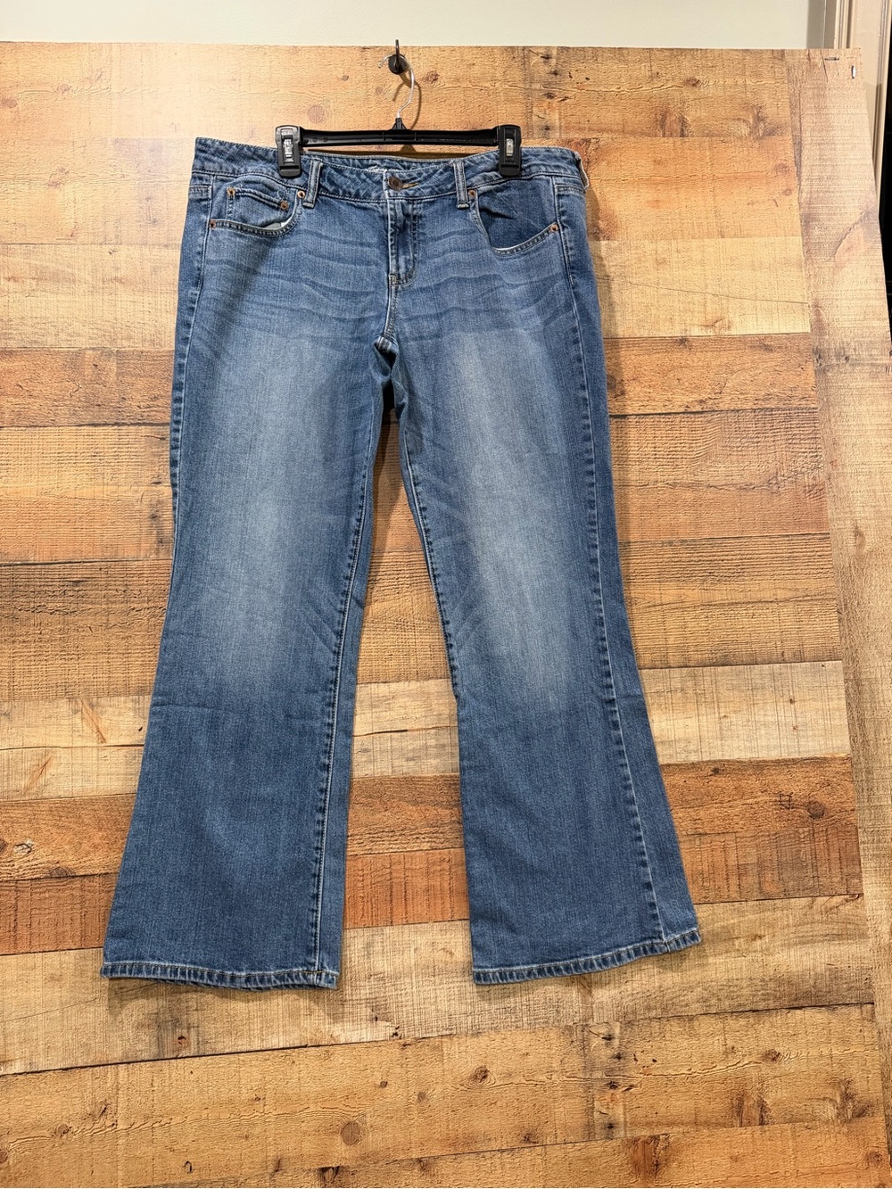 American Eagle Favorite Boyfriend Stretch Light Blue Flare Jeans Sz 16